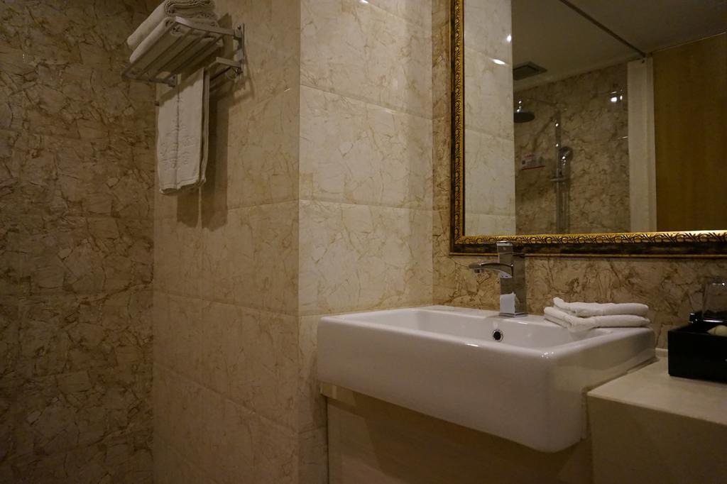 Harbin Walker Coffee Hotel Extérieur photo